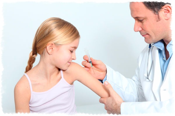 Прививки детям - вред или польза?